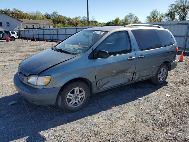 TOYOTA SIENNA LE