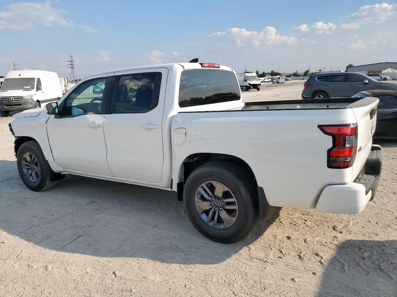 NISSAN FRONTIER S