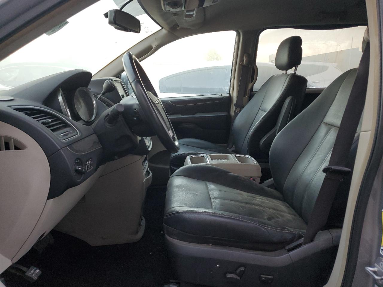 CHRYSLER TOWN & COUNTRY TOURING