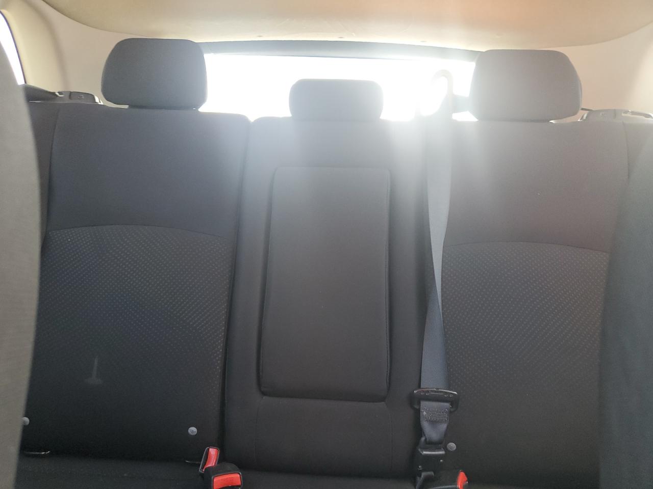 MITSUBISHI OUTLANDER ES