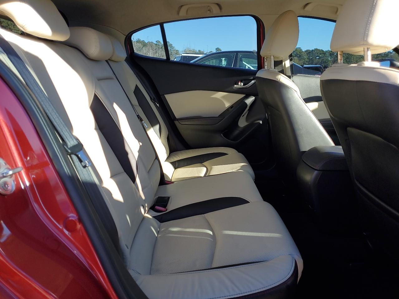 MAZDA 3 GRAND TOURING