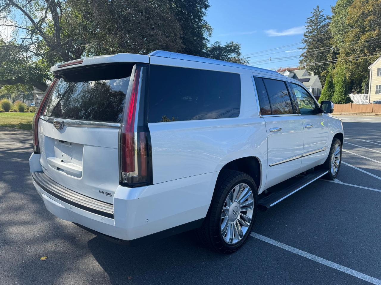 CADILLAC ESCALADE ESV PLATINUM