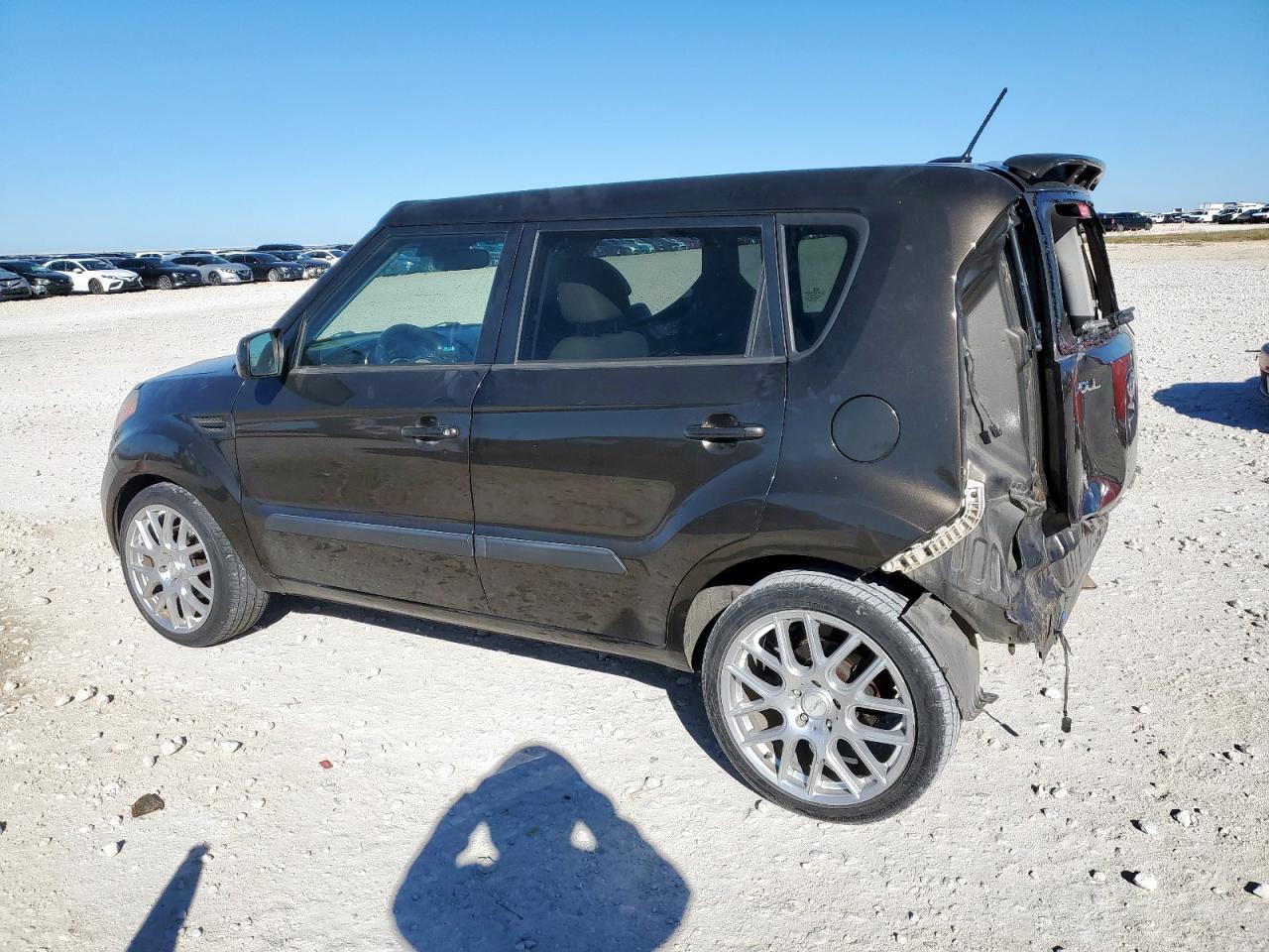 KIA SOUL +