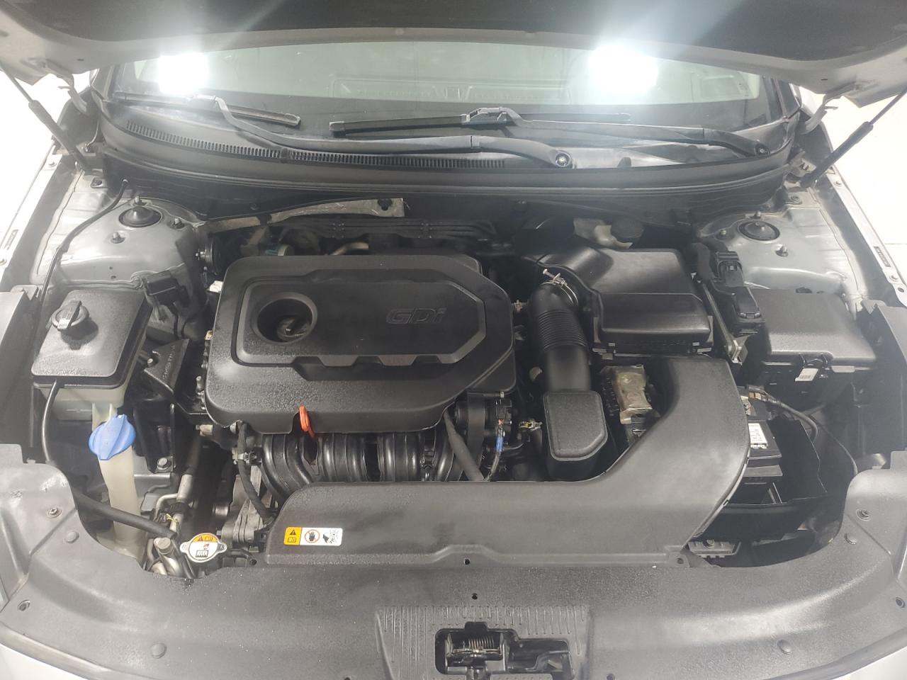 Lot #3318053391 2017 HYUNDAI SONATA SE