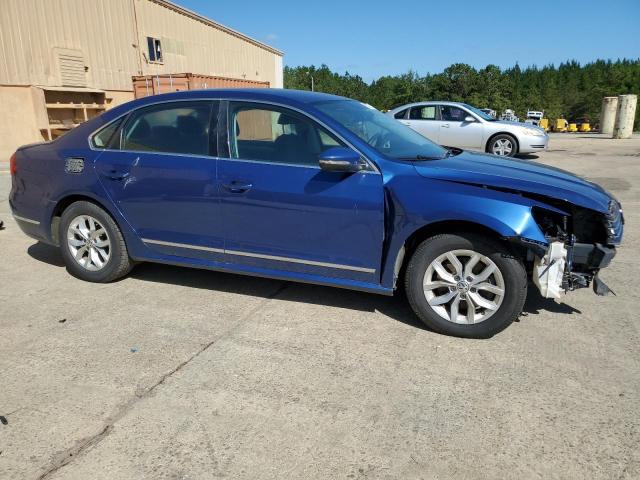2017 VOLKSWAGEN PASSAT S 1VWAT7A33HC041551