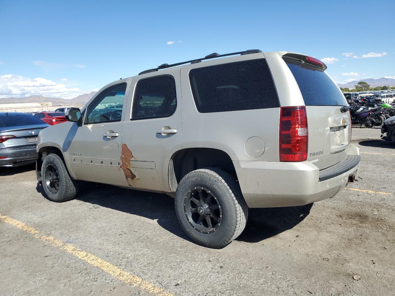 CHEVROLET TAHOE K1500 LT