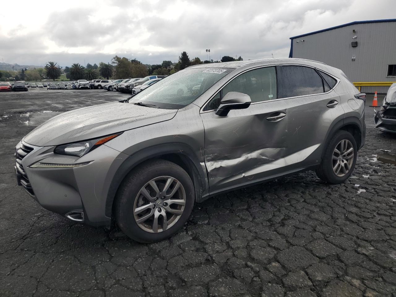 LEXUS NX 200T BASE