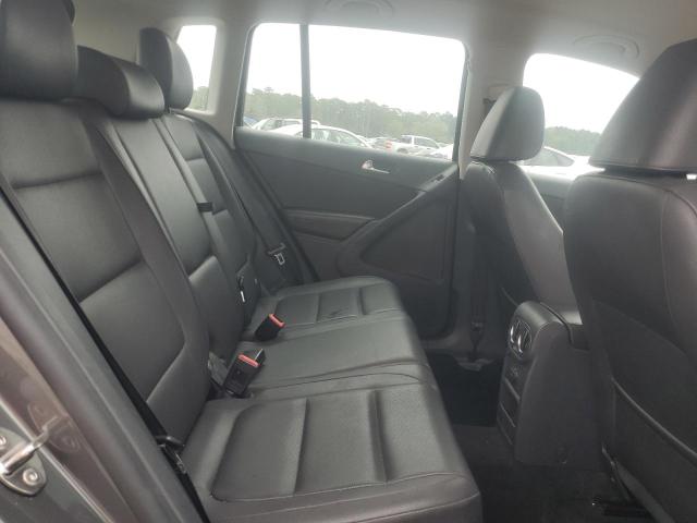 2016 VOLKSWAGEN TIGUAN S - WVGAV7AX5GW545107