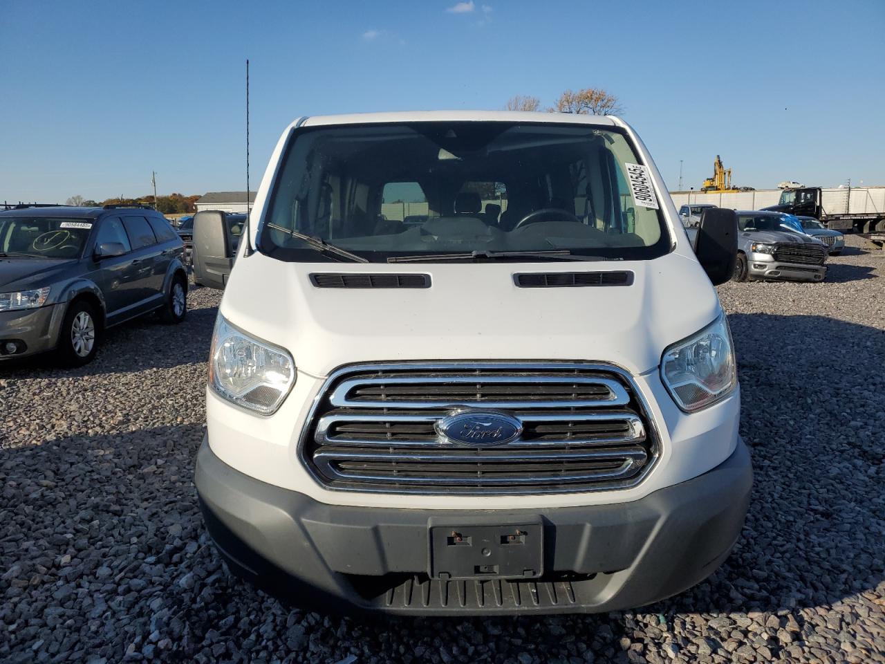 Lot #3312684161 2017 FORD TRANSIT T-