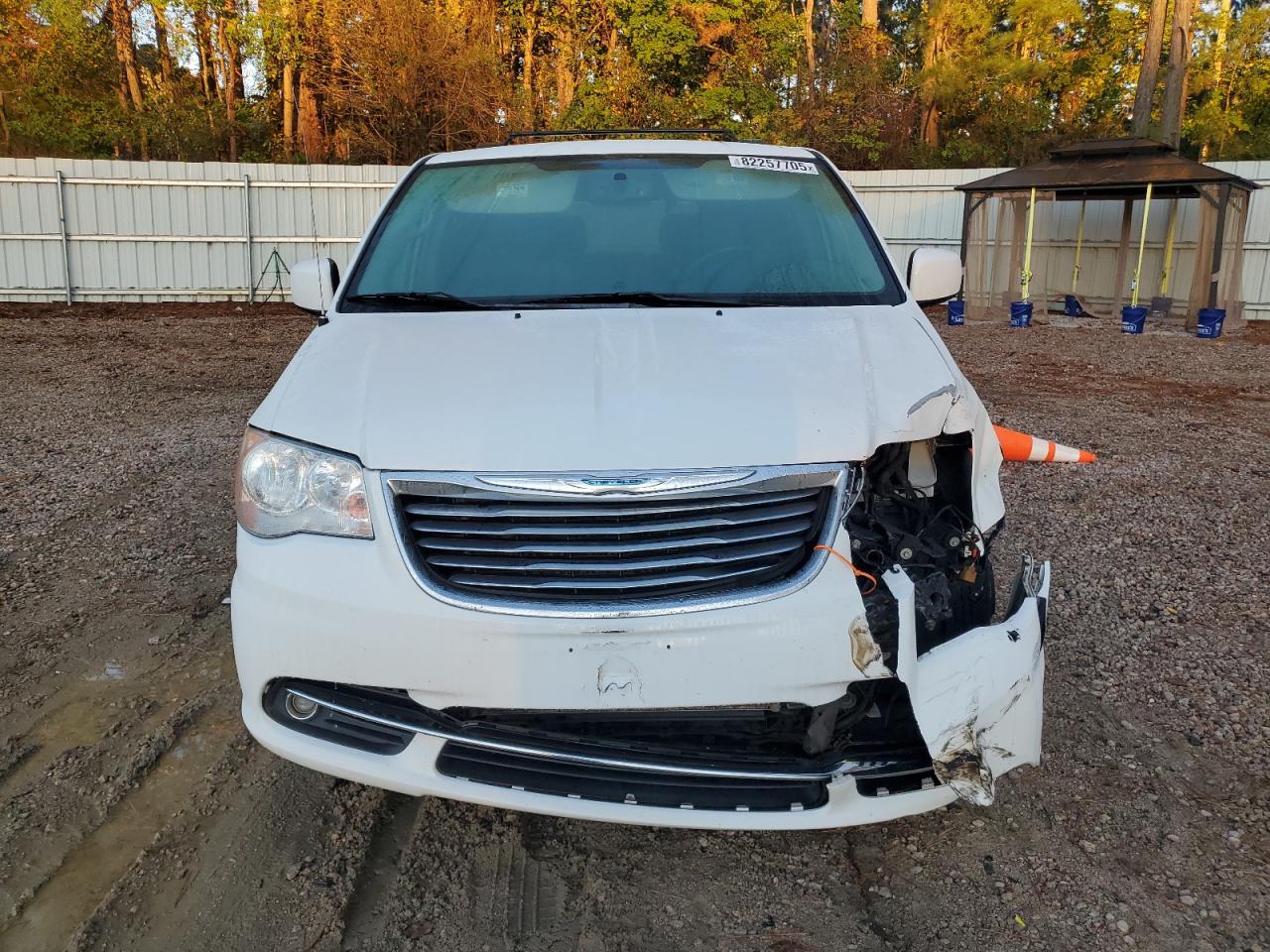 CHRYSLER TOWN & COUNTRY TOURING