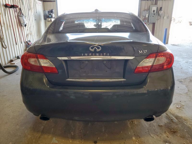 2013 INFINITI M37 #3308582503
