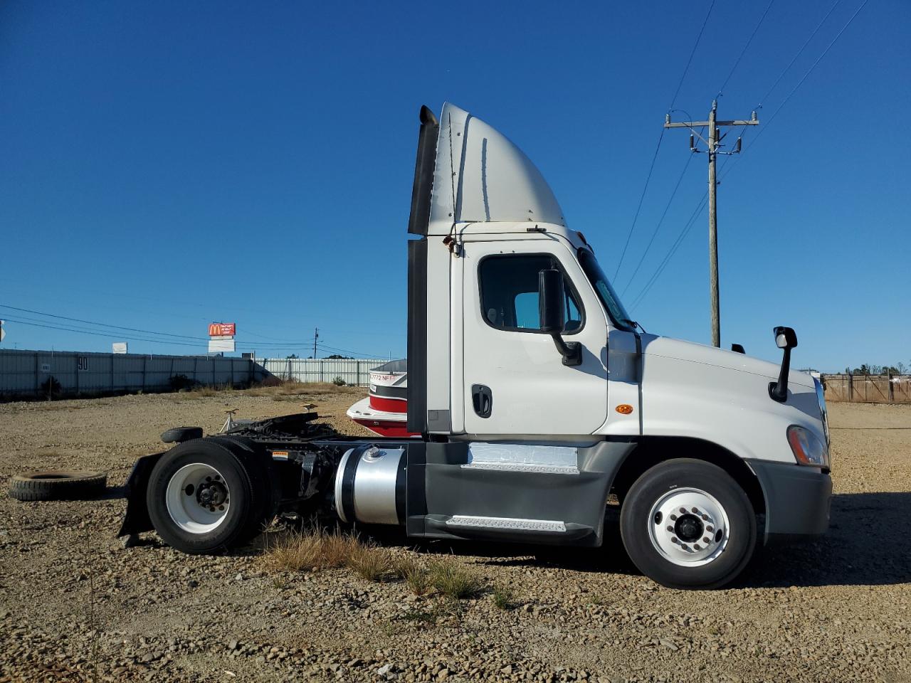 Lot #3266892053 2016 FREIGHTLINER CASCADIA 1