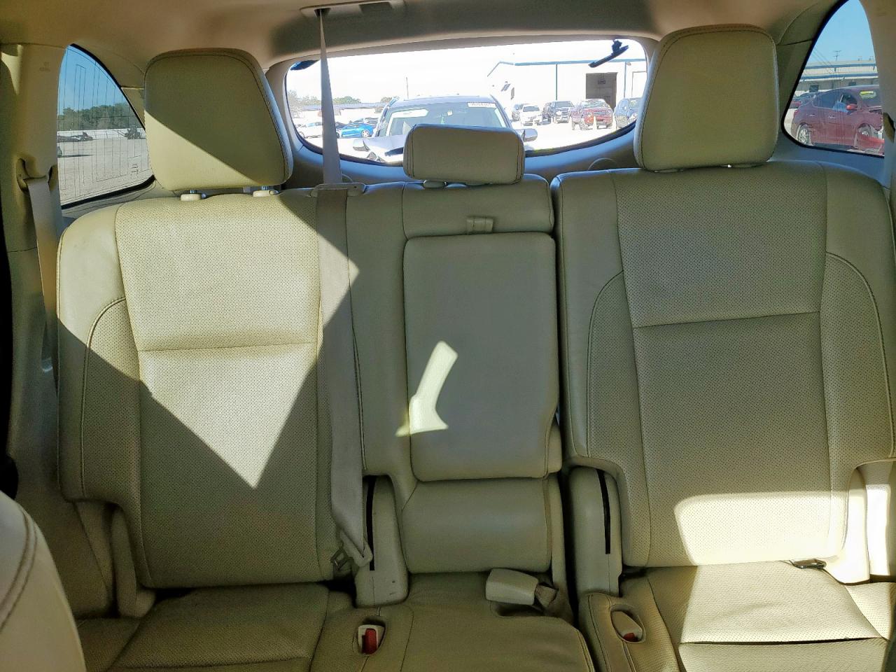 TOYOTA HIGHLANDER LIMITED