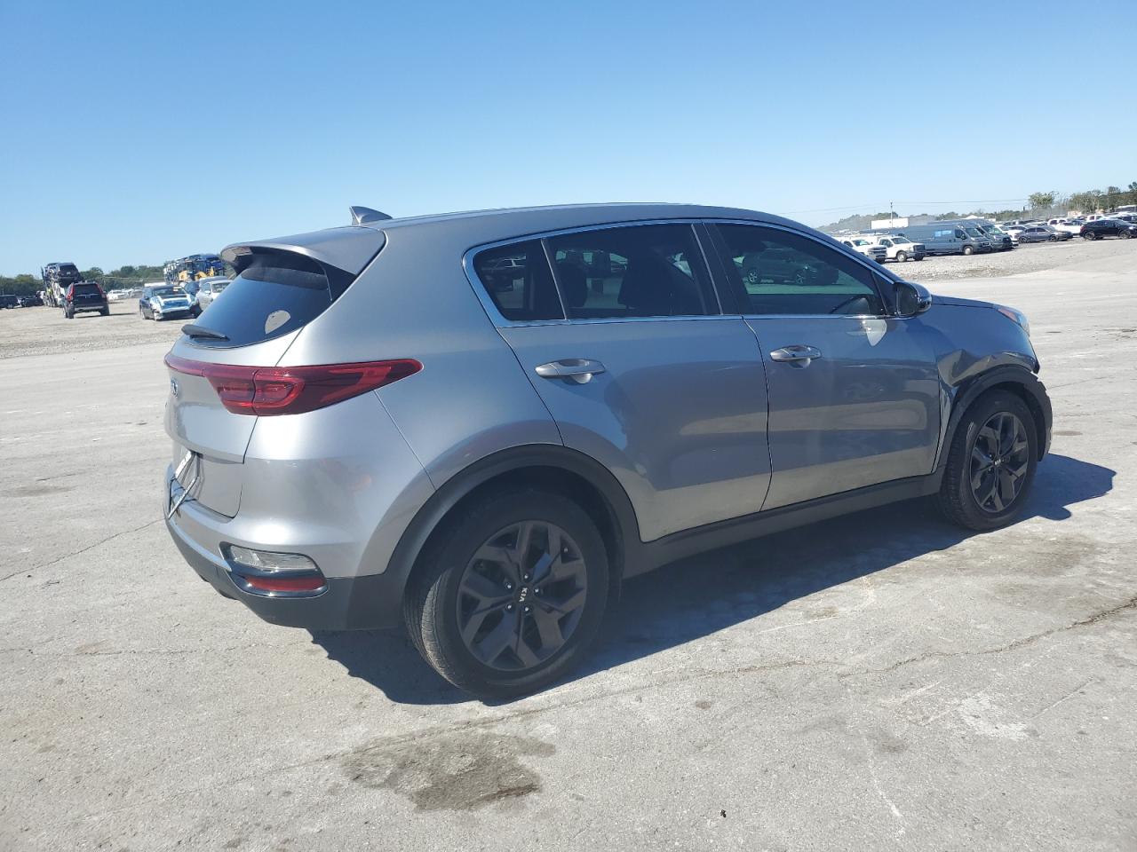 KIA SPORTAGE LX