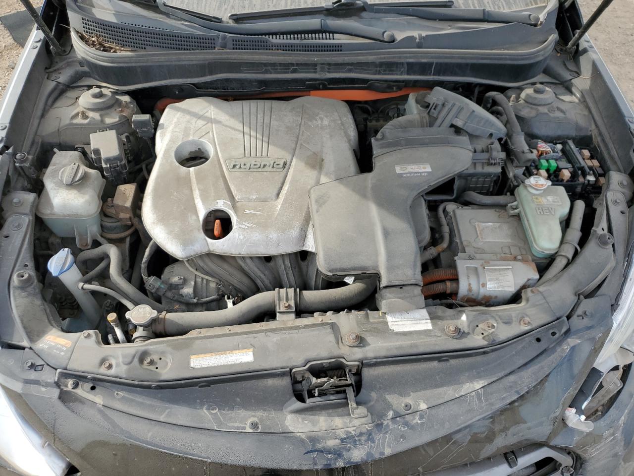 HYUNDAI SONATA HYBRID