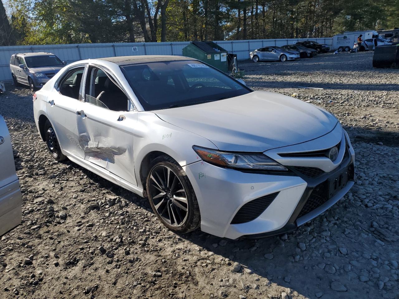 TOYOTA CAMRY XSE