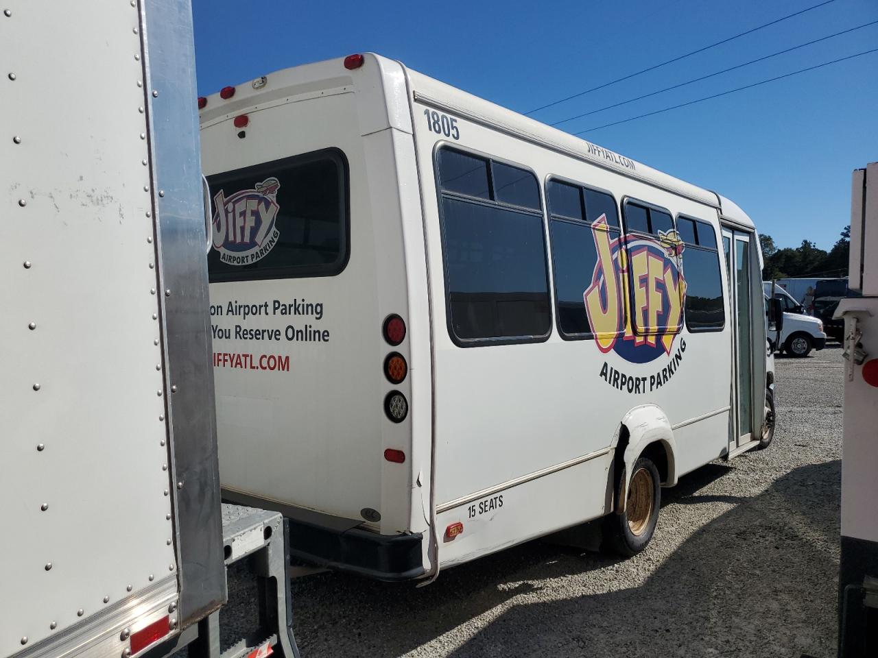 FORD ECONOLINE E350 SUPER DUTY CUTAWAY VAN