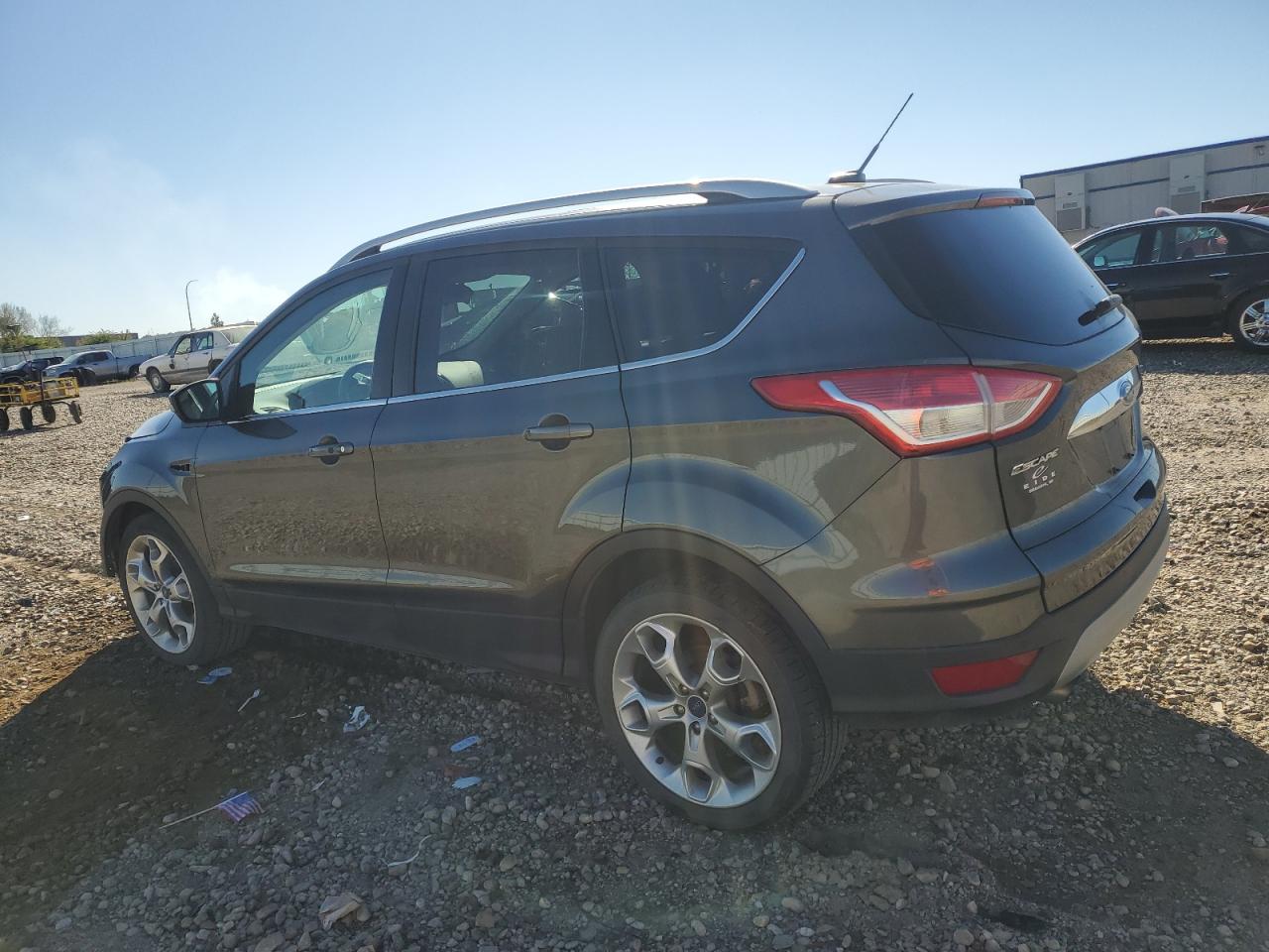 FORD ESCAPE TITANIUM