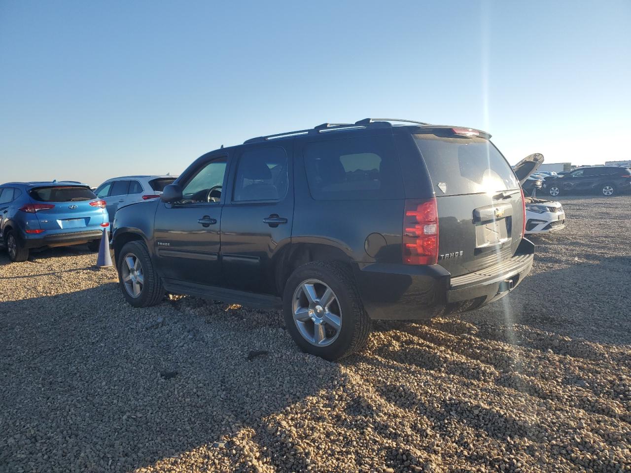 CHEVROLET TAHOE C1500 LS