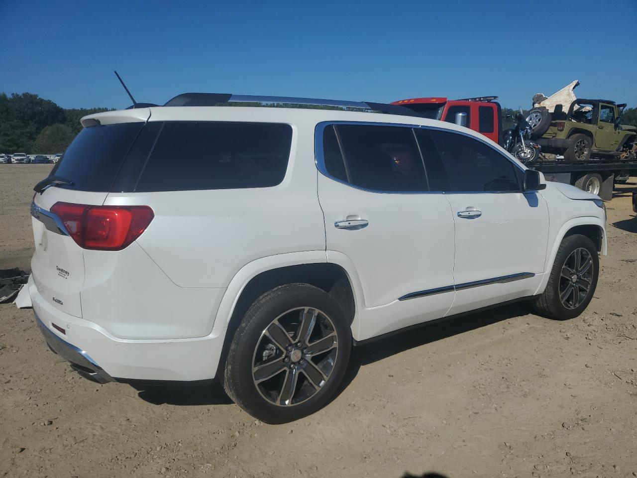 GMC ACADIA DENALI