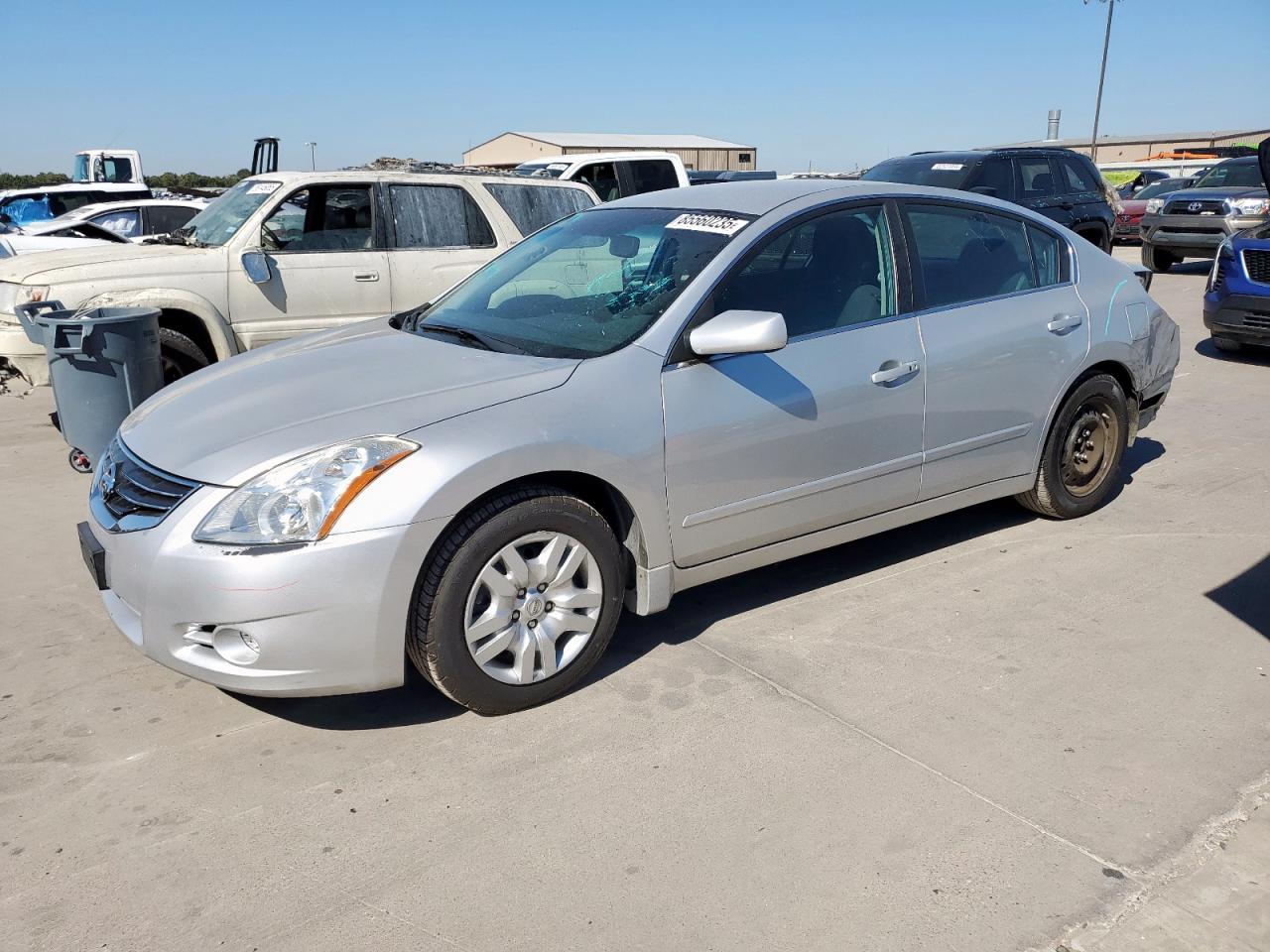 NISSAN ALTIMA BASE
