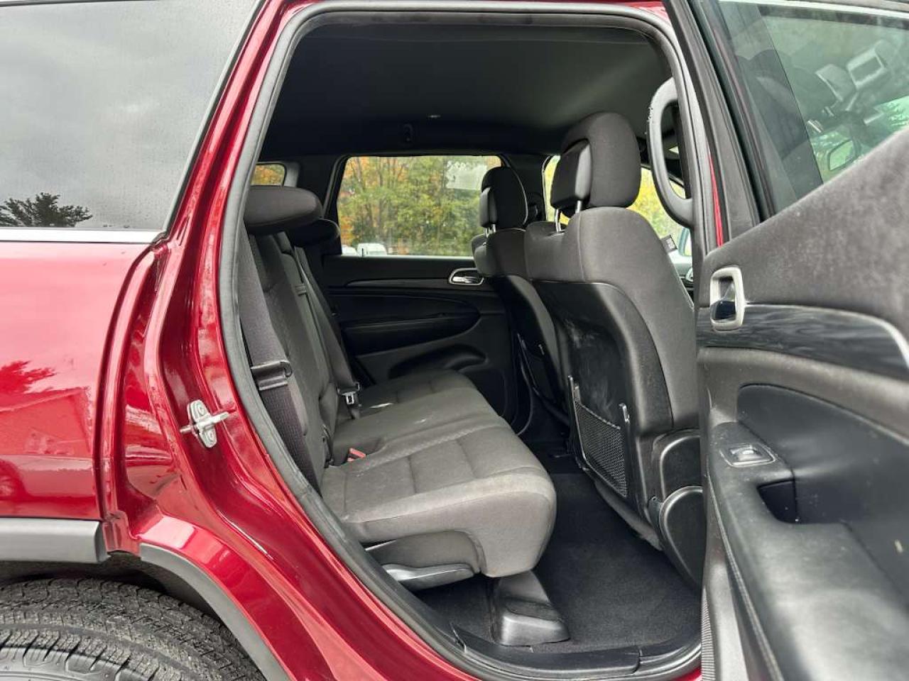 JEEP GRAND CHEROKEE LAREDO