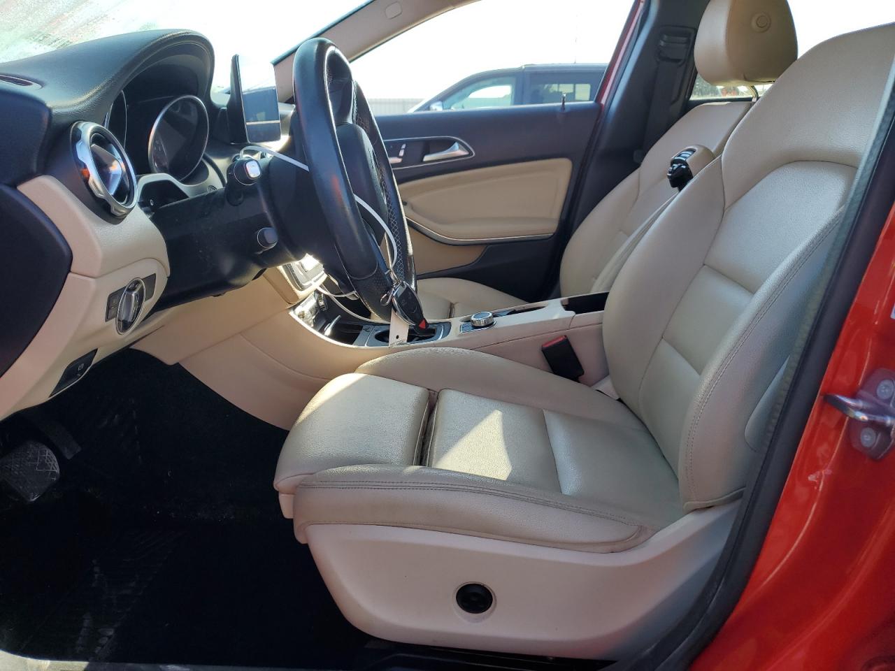 MERCEDES-BENZ GLA-CLASS 250