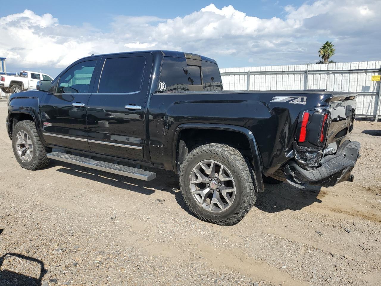 GMC SIERRA K1500 SLT