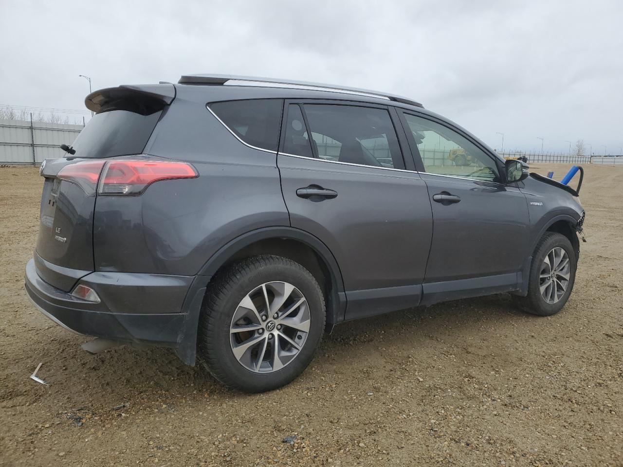 TOYOTA RAV4 LE