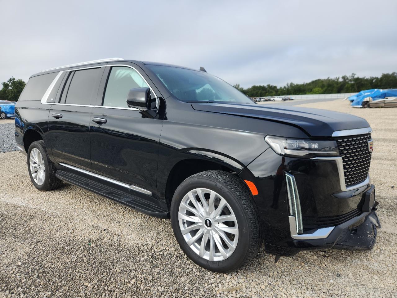 CADILLAC ESCALADE ESV LUXURY