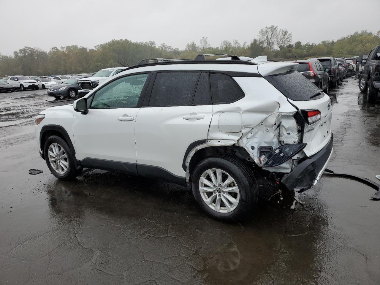 TOYOTA COROLLA CROSS LE