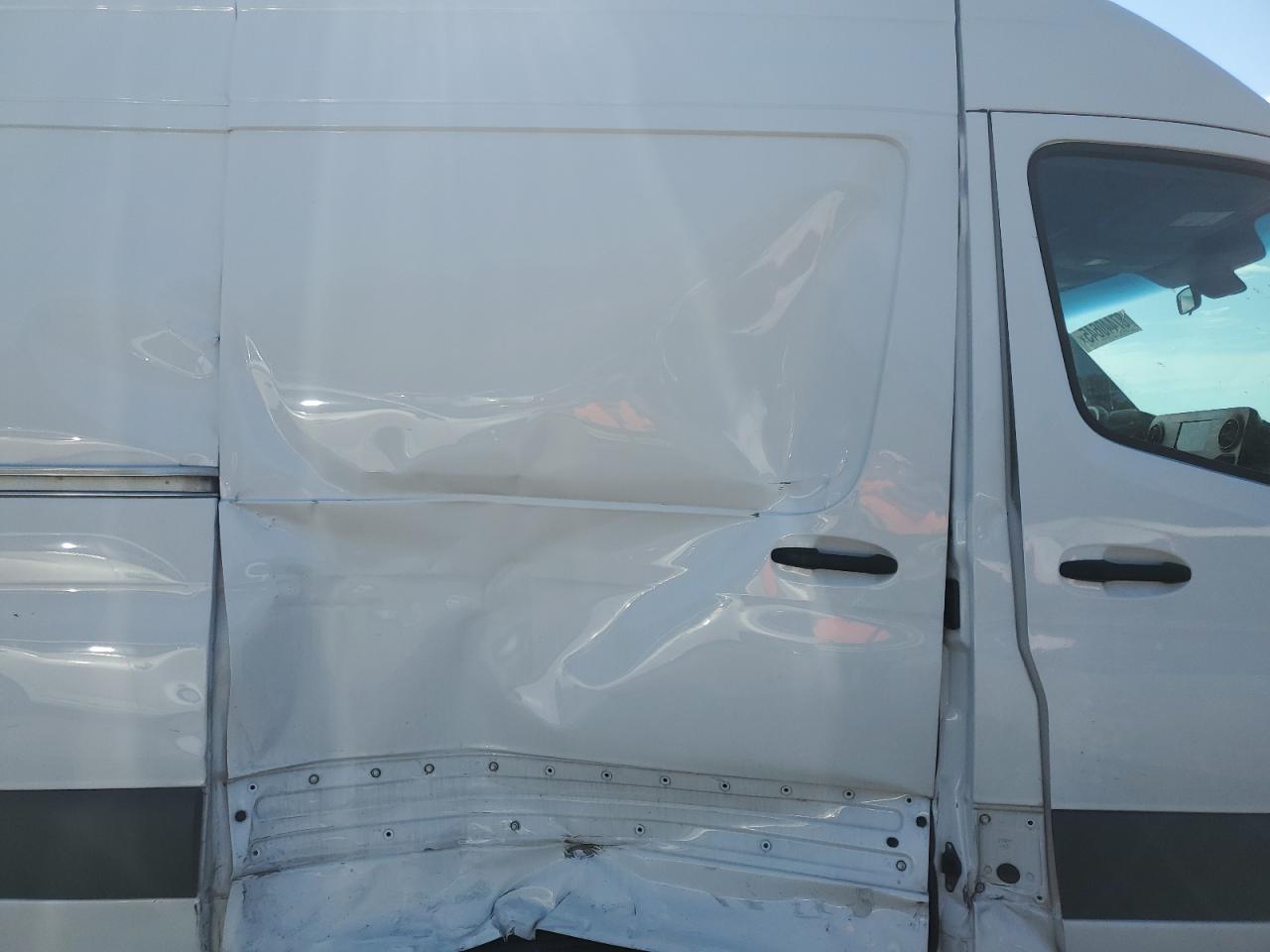 MERCEDES-BENZ SPRINTER 2500