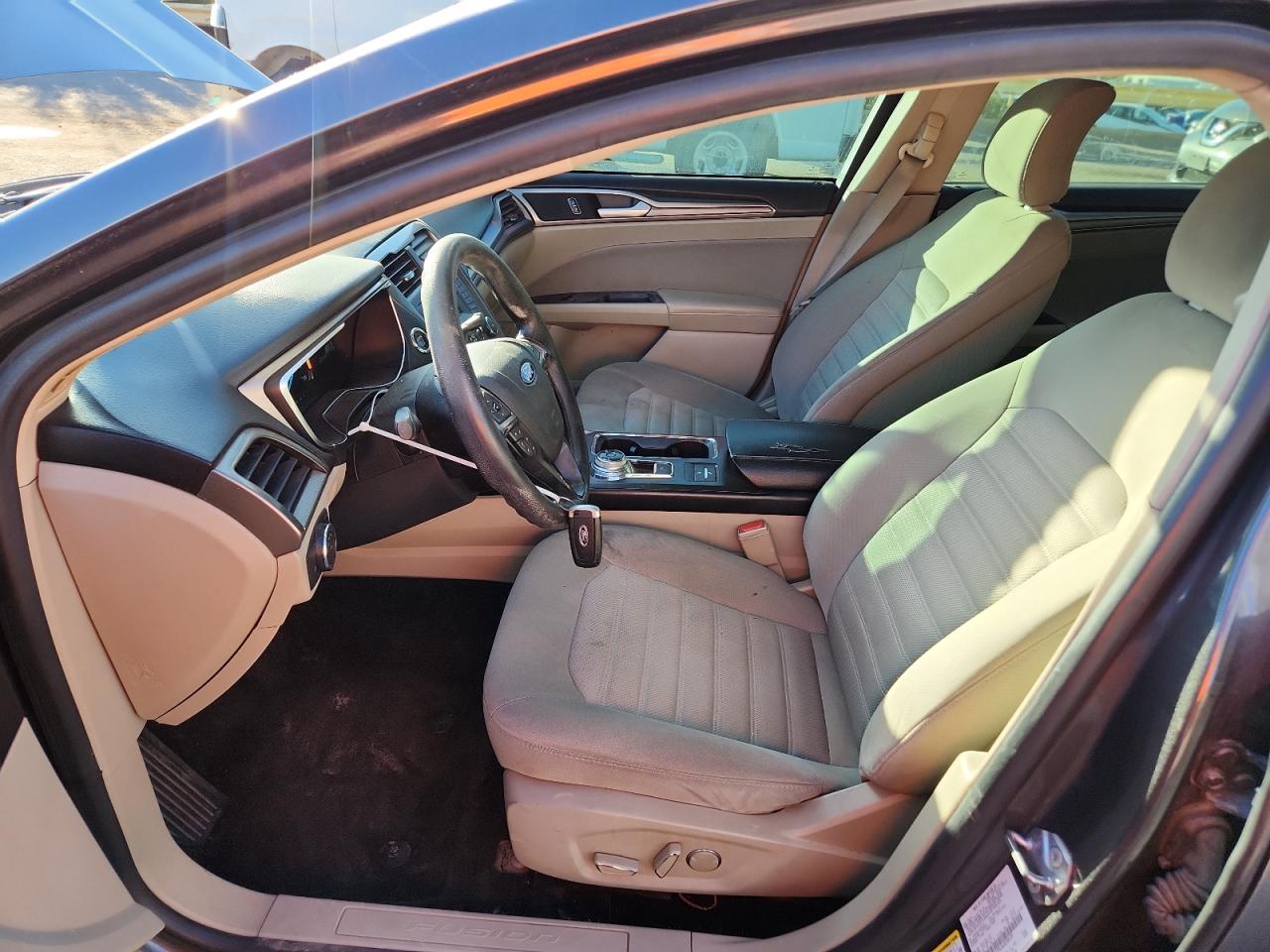 FORD FUSION SE HYBRID