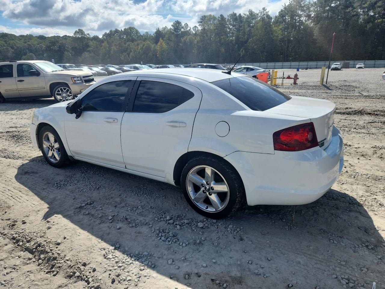 DODGE AVENGER SE
