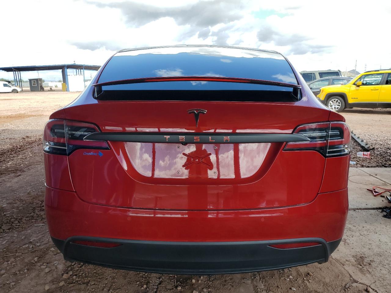TESLA MODEL X