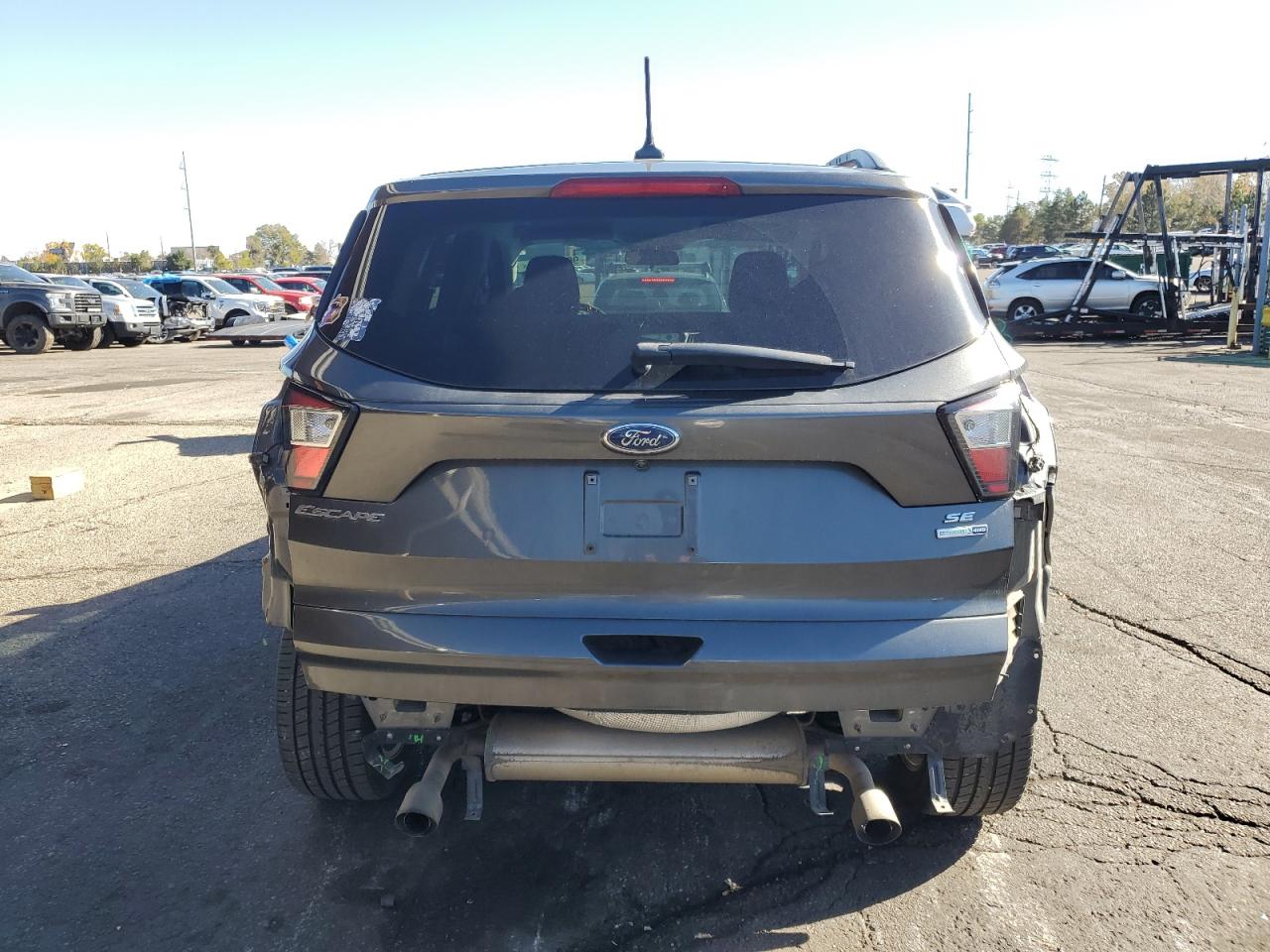 FORD ESCAPE SE