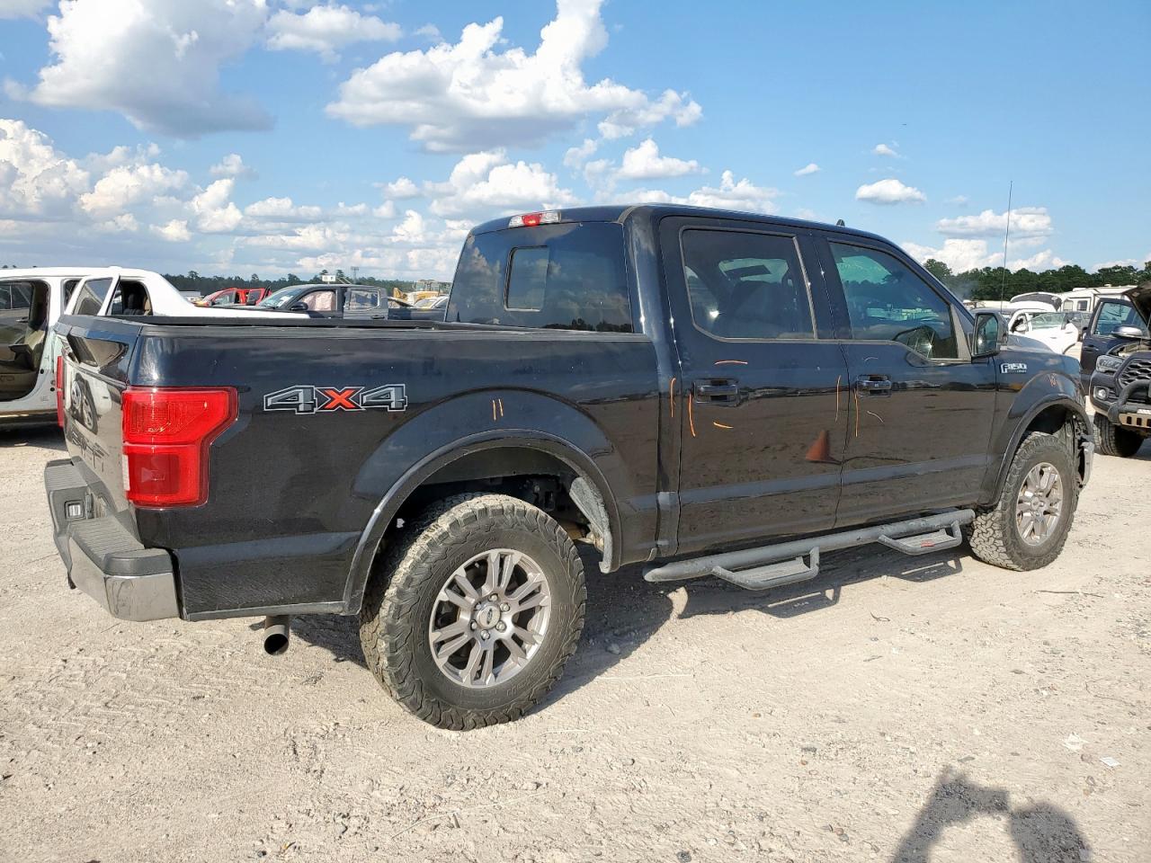 FORD F-150 SUPERCREW
