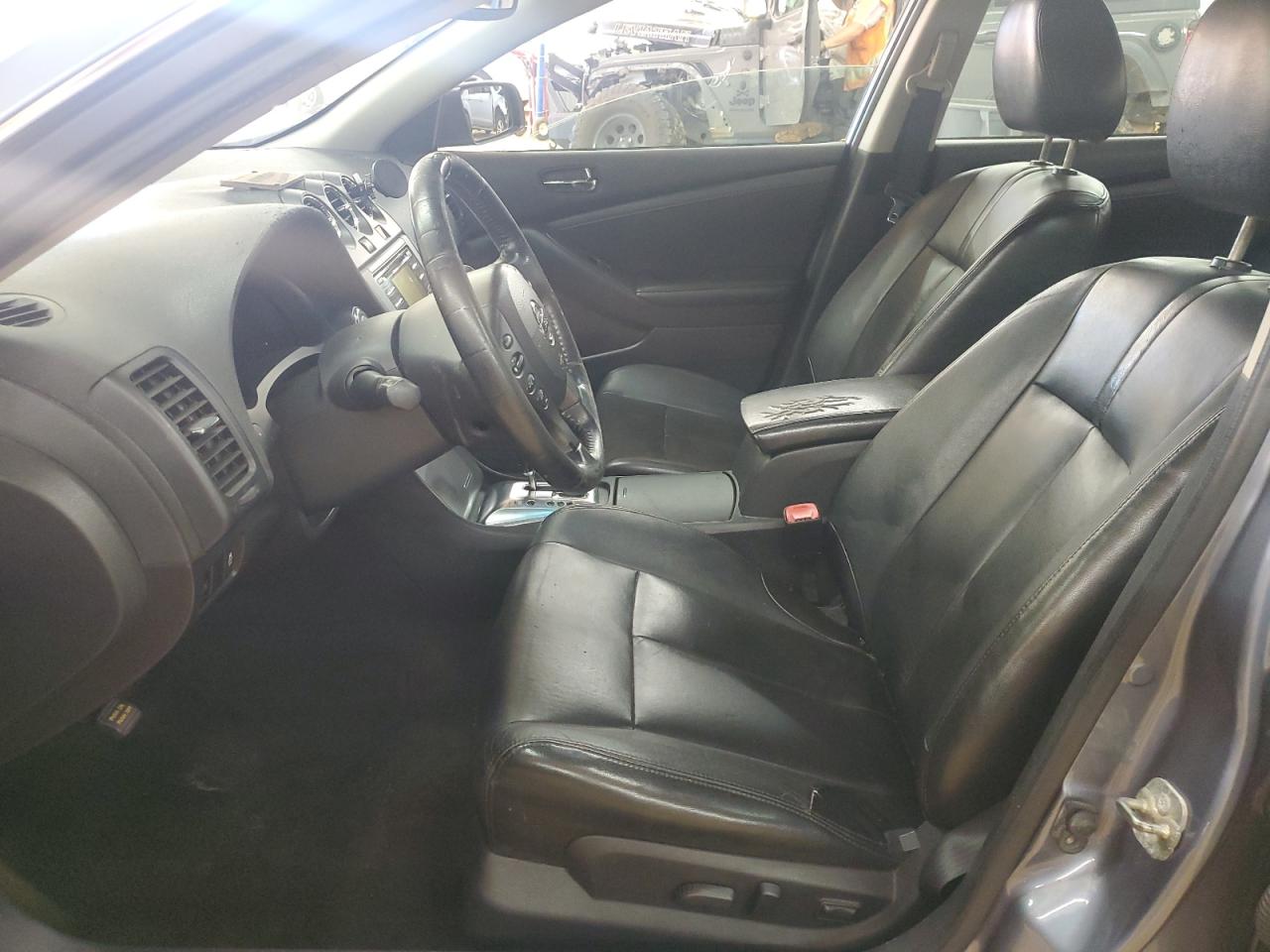 NISSAN ALTIMA BASE