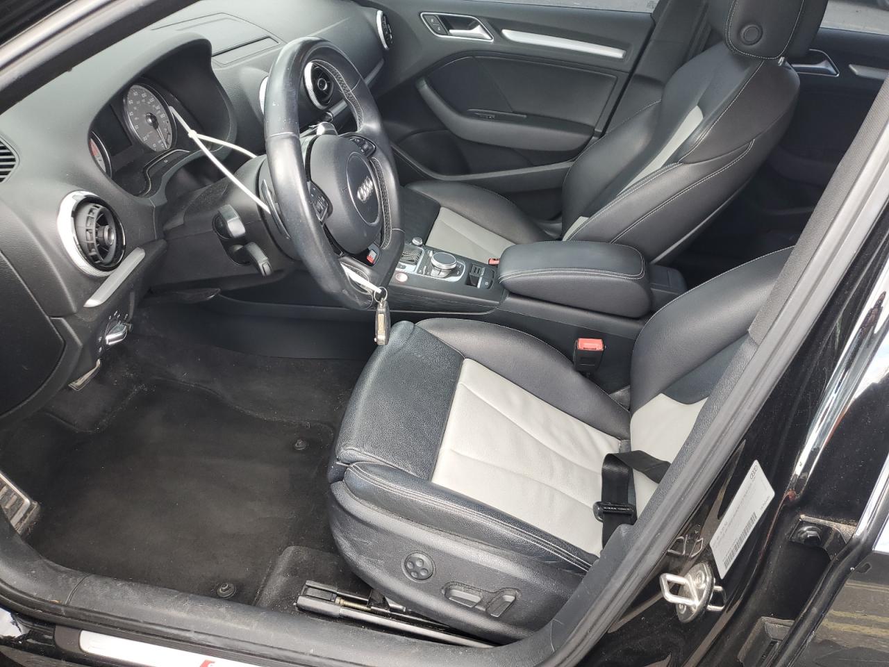 AUDI A3 PREMIUM PLUS