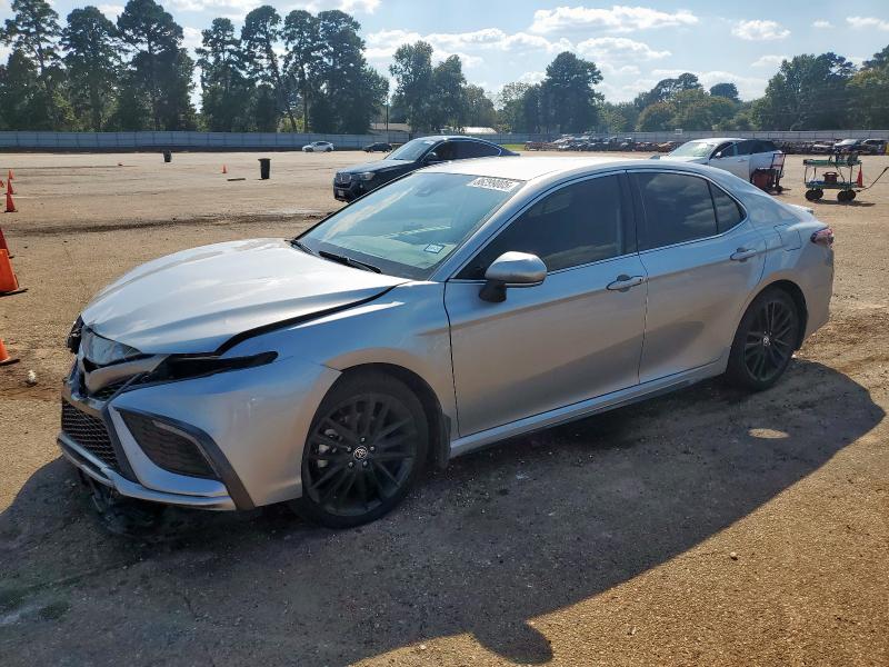 Global Auto Auctions: 2024 TOYOTA CAMRY XSE