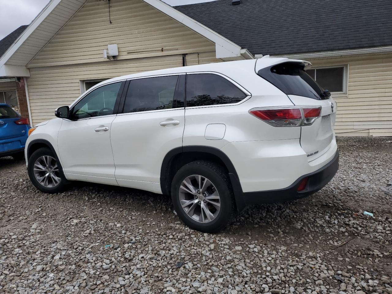 TOYOTA HIGHLANDER LE