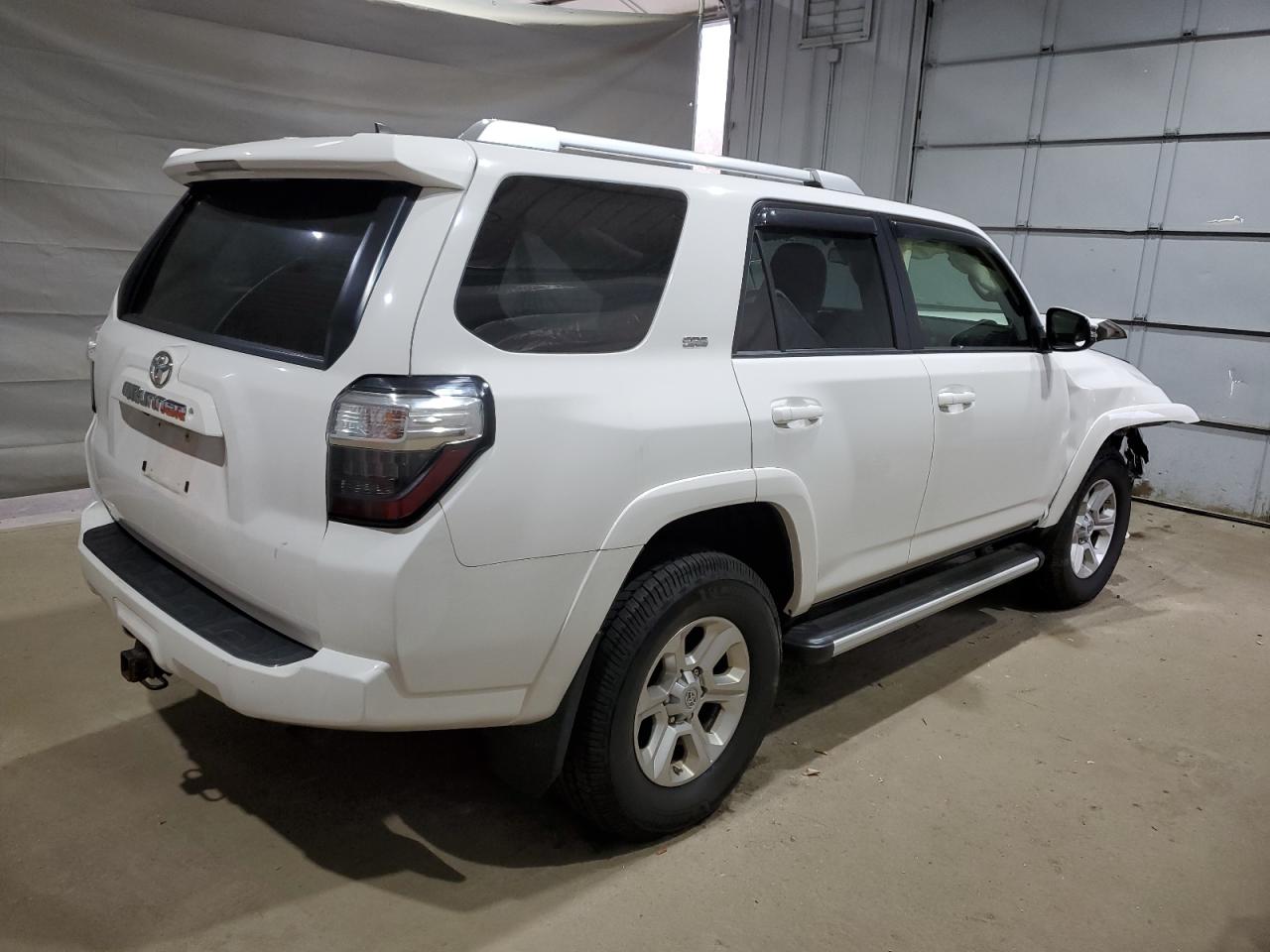 TOYOTA 4RUNNER SR5/SR5 PREMIUM