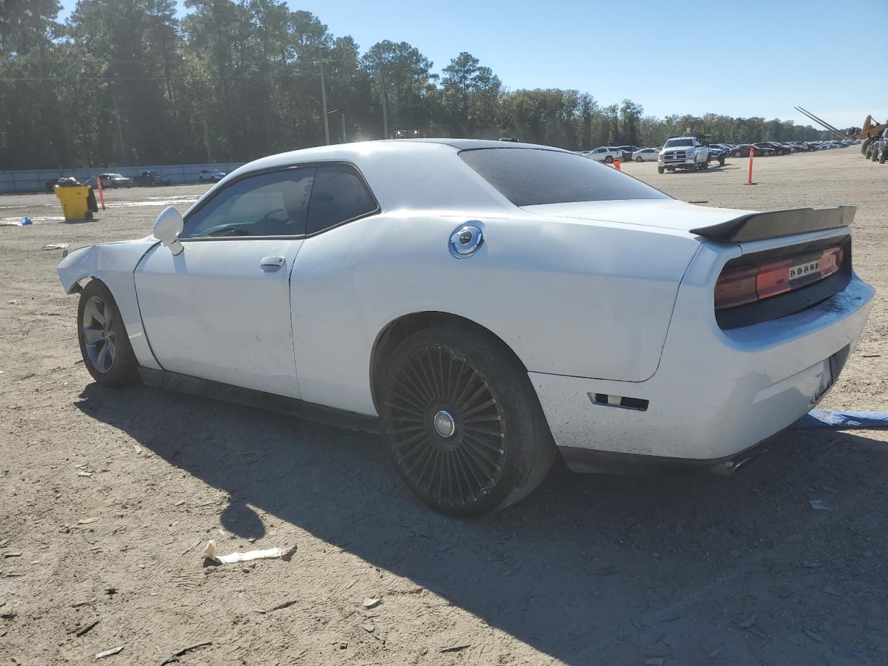 Lot #3311641235 2014 DODGE CHALLENGER
