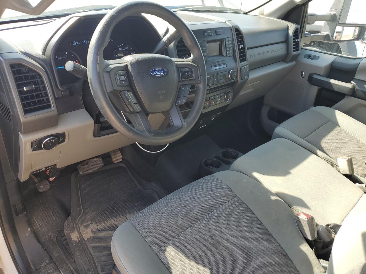 FORD F-550 SUPER DUTY