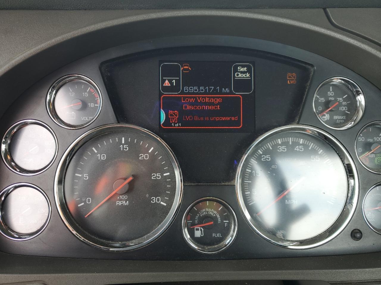 Lot #3317801066 2015 KENWORTH CONSTRUCTI