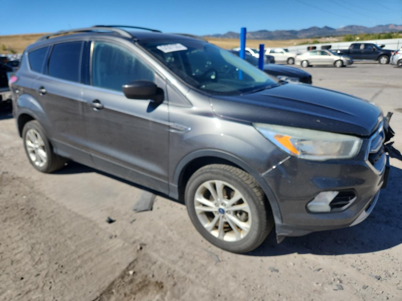 FORD ESCAPE SE