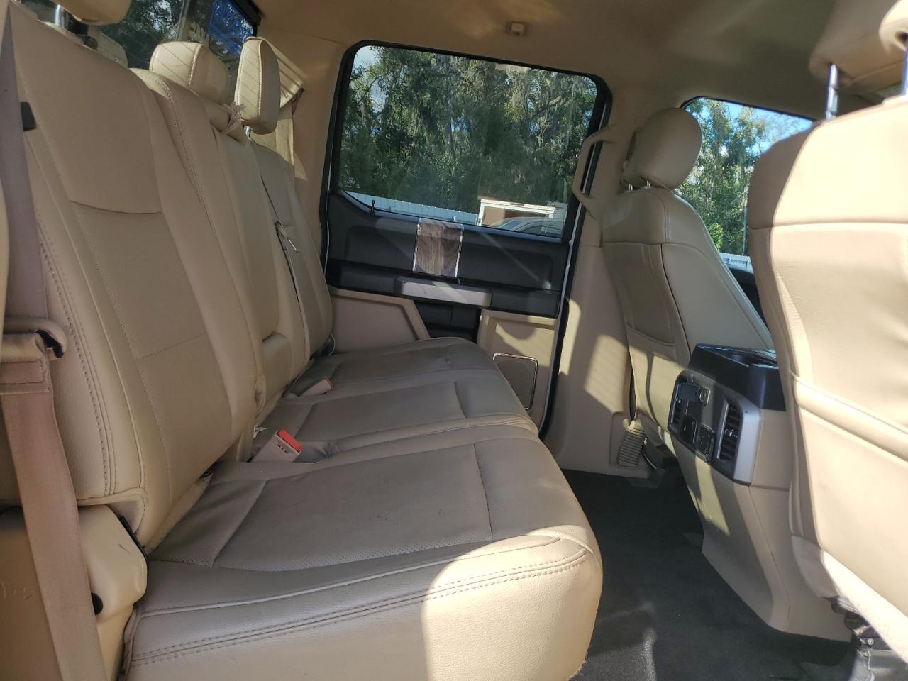 FORD F-250 SUPER DUTY