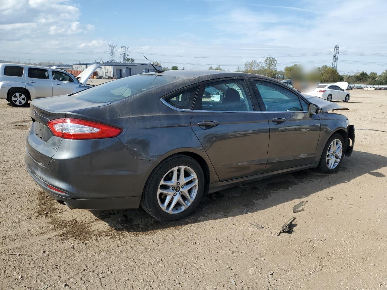 FORD FUSION SE