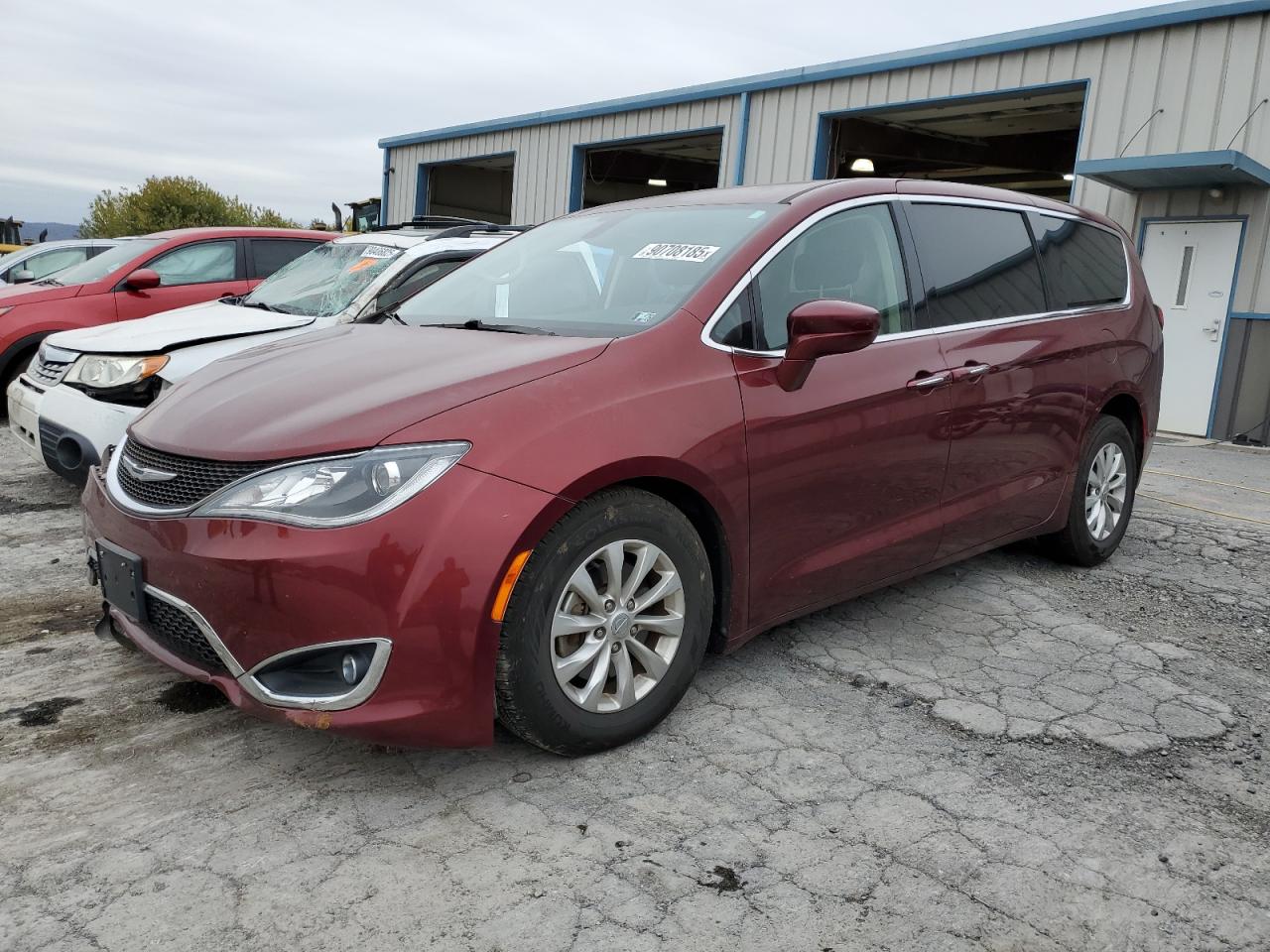 CHRYSLER PACIFICA TOURING PLUS