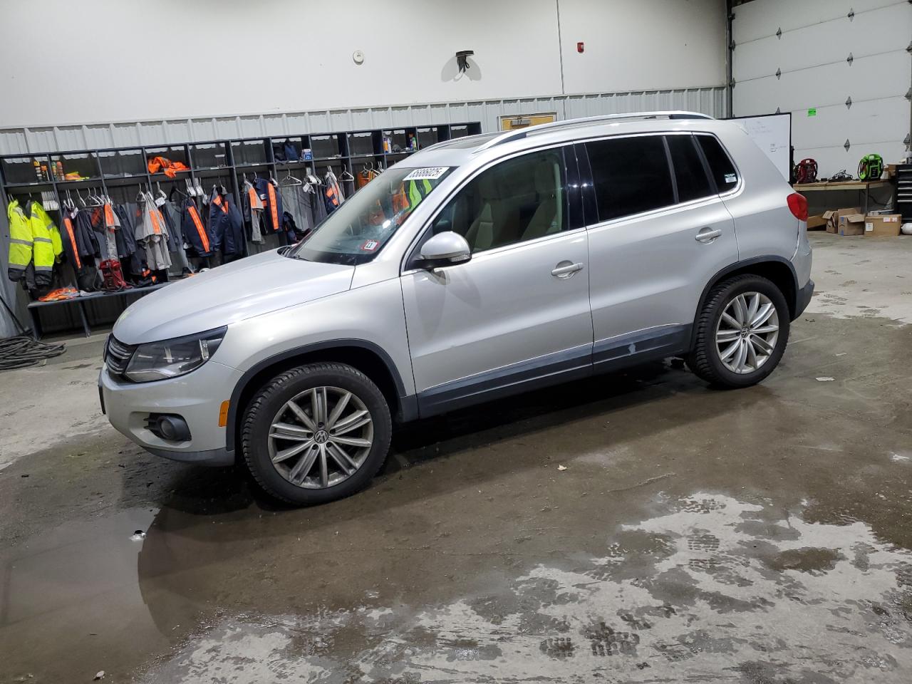 VOLKSWAGEN TIGUAN S
